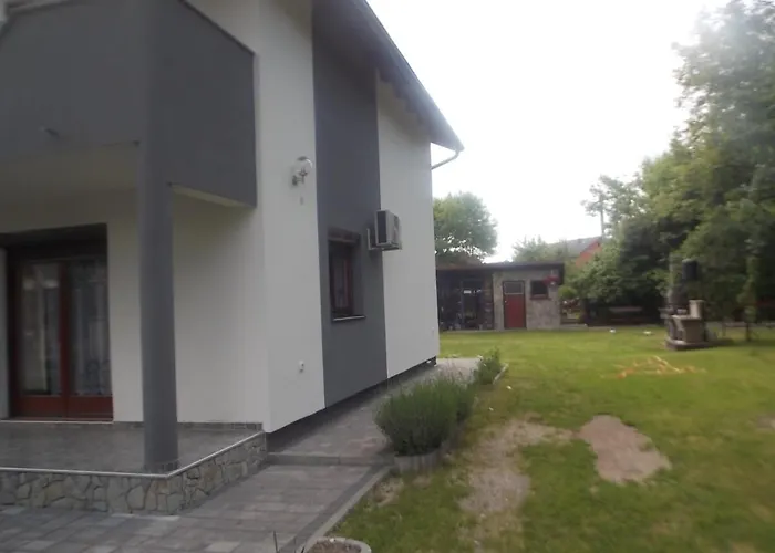 Kuca Za Odmor V&E