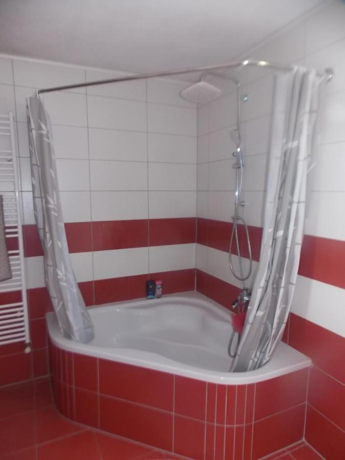 Vila Kuca Za Odmor V&e Bihac